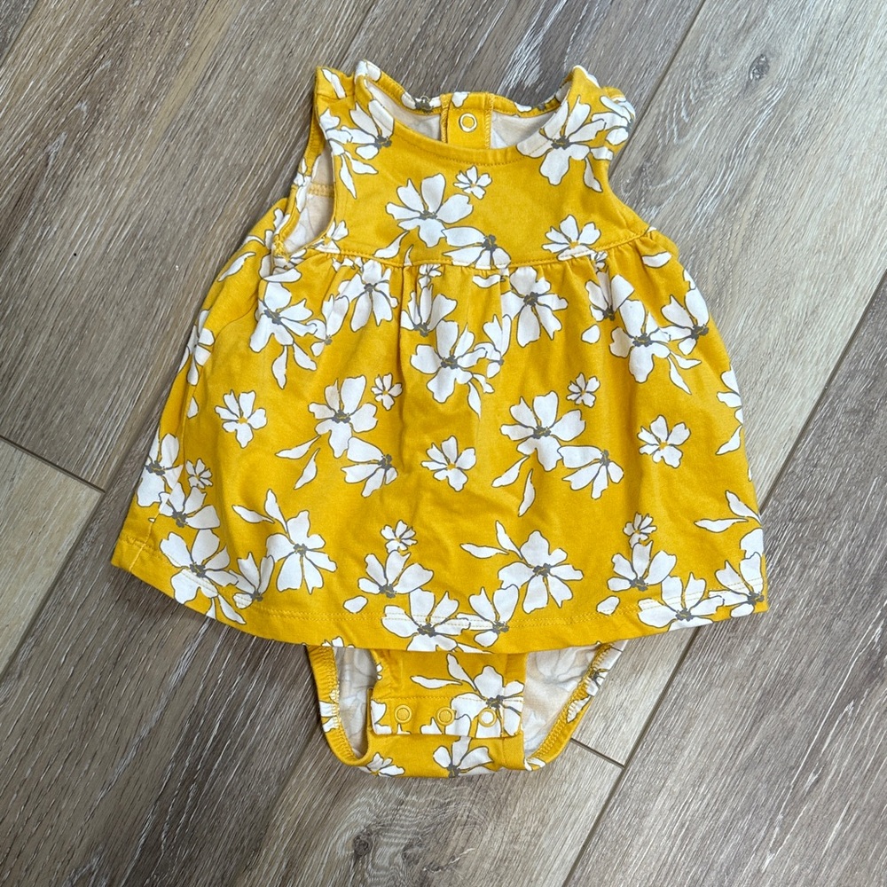 Carters 3-6 Month Girls Romper
